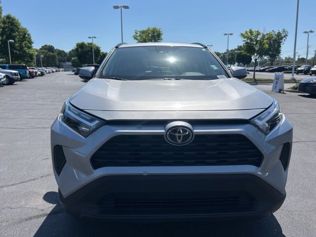 Used 2023 Toyota RAV4 XLE FWD image 2
