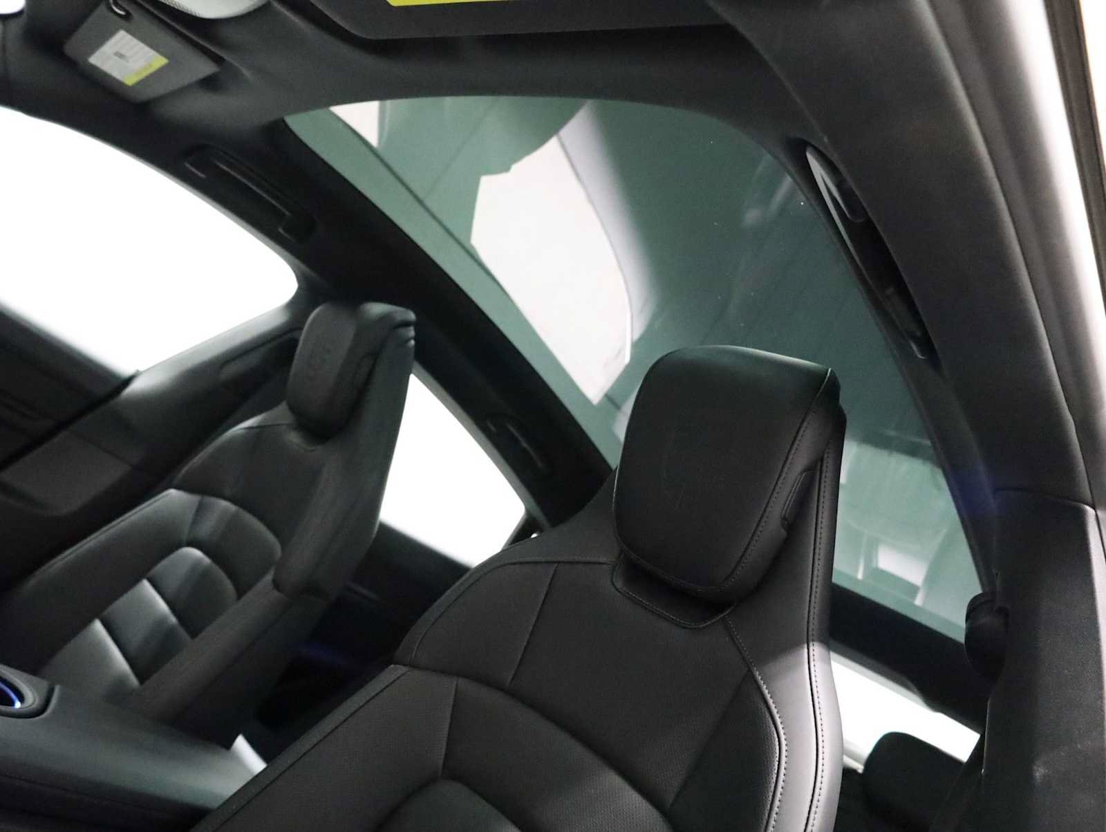 New 2026 Porsche Taycan AWD/4WD image 19