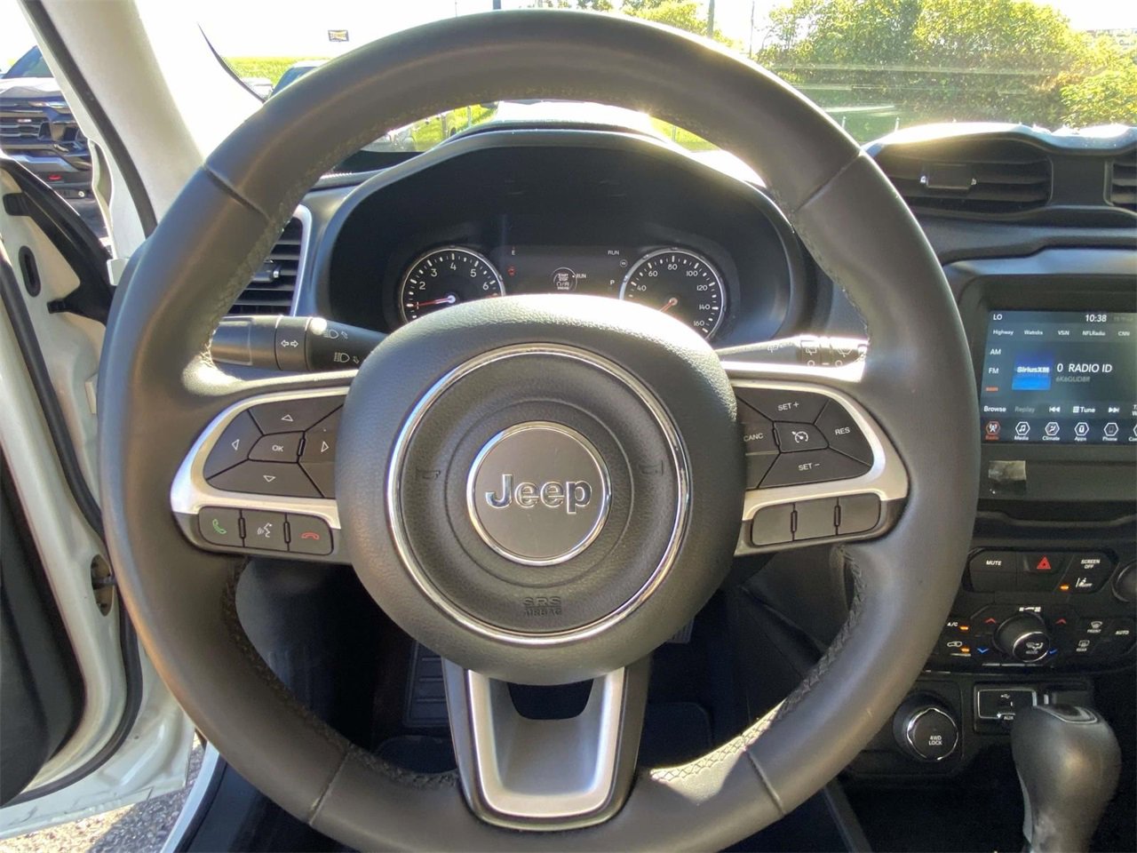 Used 2021 Jeep Renegade Latitude image 18