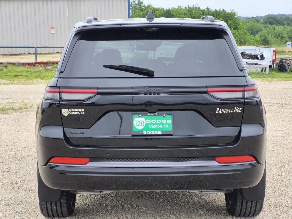New 2026 Jeep Grand Cherokee Limited AWD/4WD image 5
