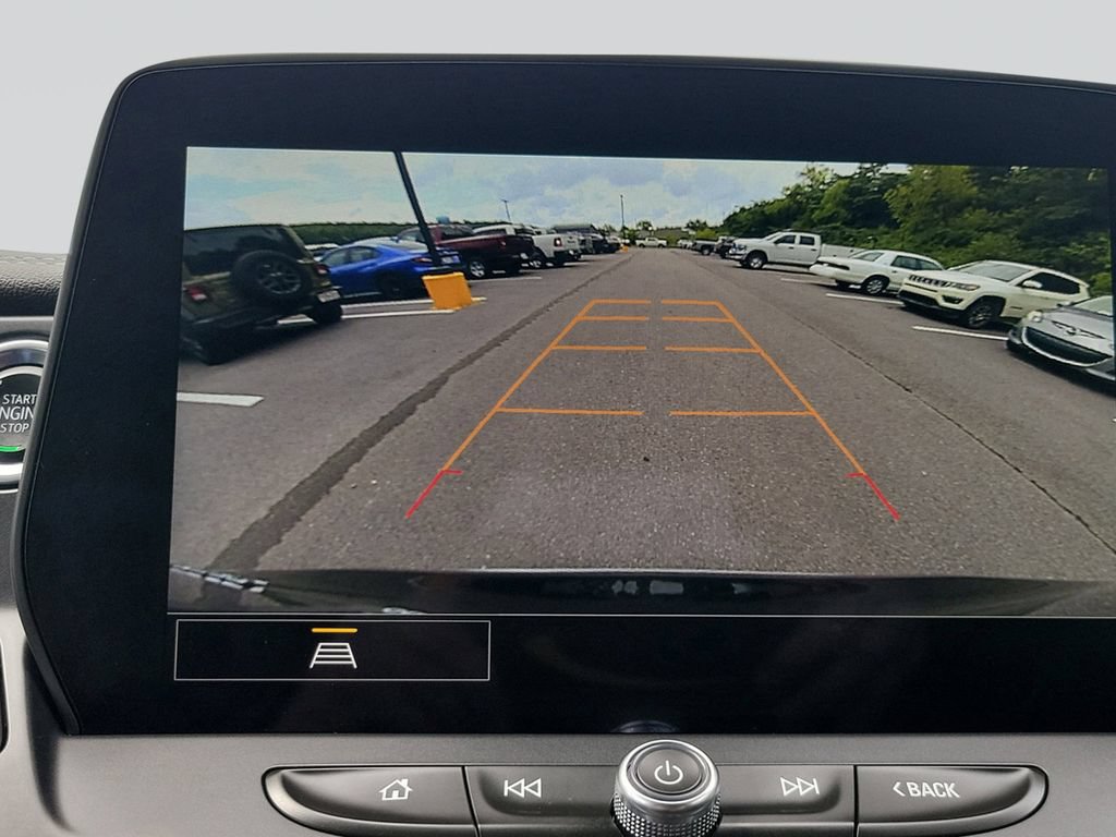 Used 2025 Chevrolet Blazer LT FWD image 13
