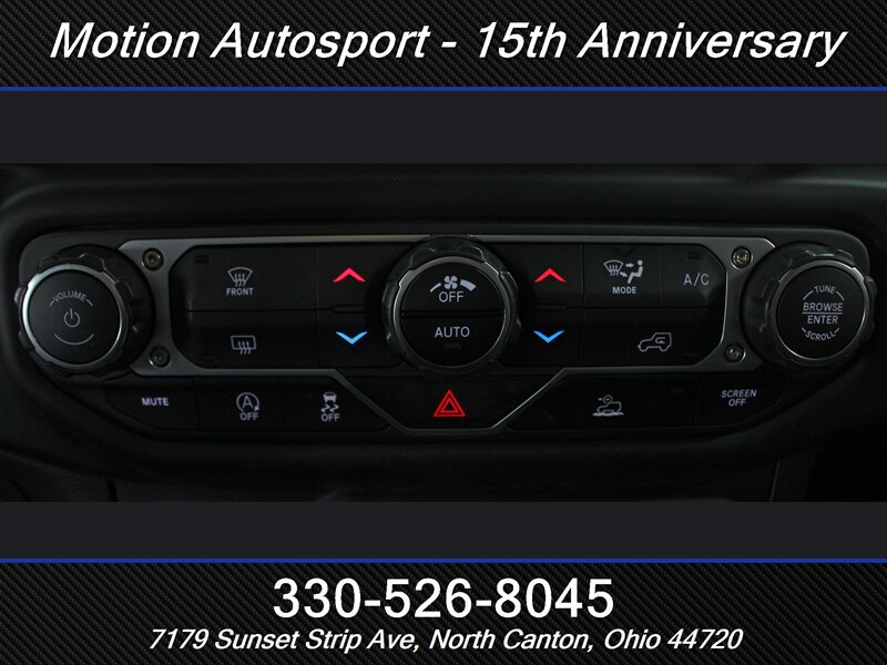 Used 2022 Jeep Wrangler Unlimited Sahara AWD/4WD image 27