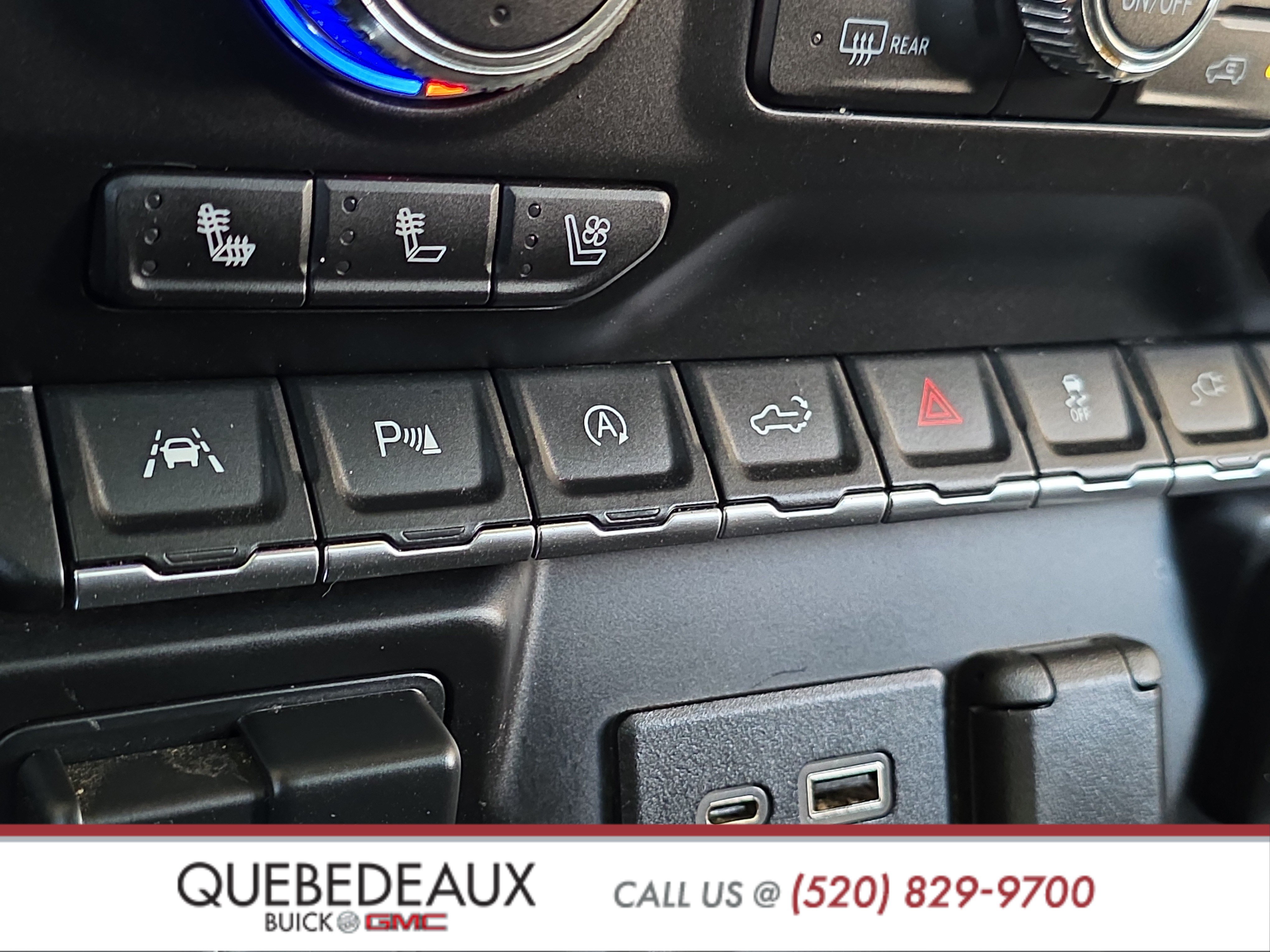 Used 2021 GMC Sierra 1500 AT4 w/ AT4 Premium Package AWD/4WD image 19