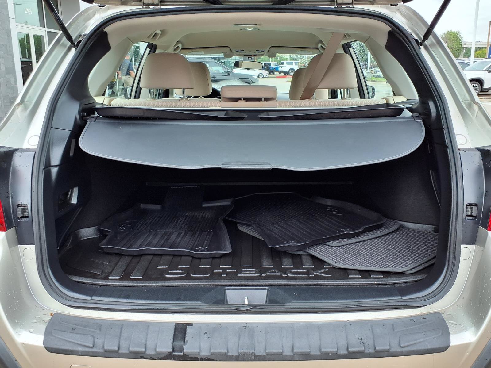 Used 2019 Subaru Outback 2.5i AWD/4WD image 19