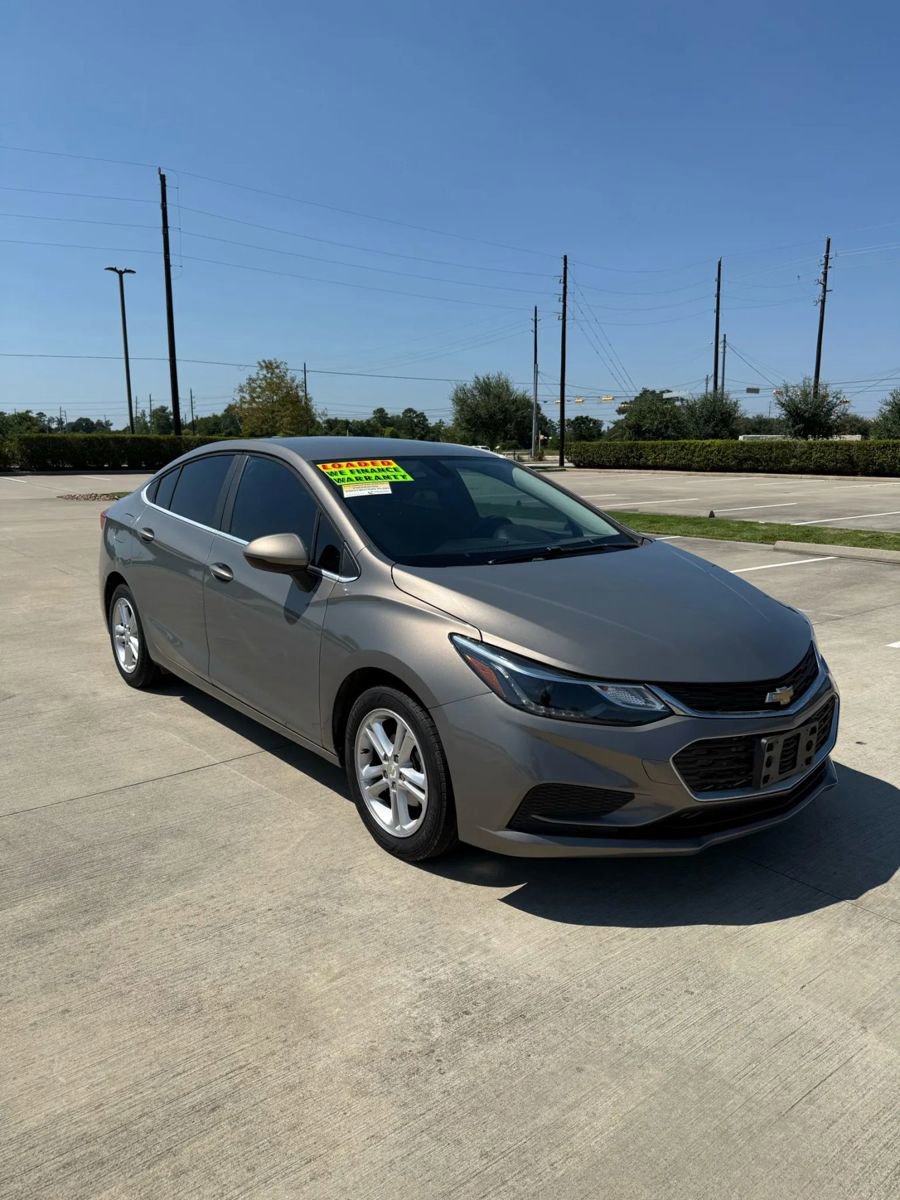 Used 2018 Chevrolet Cruze LT