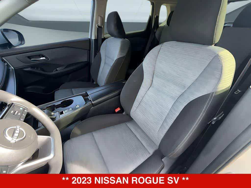 Used 2023 Nissan Rogue SV FWD image 11