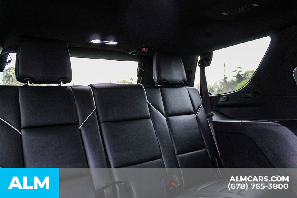Used 2025 Cadillac Escalade Sport w/ LPO, ONYX Package AWD/4WD image 19