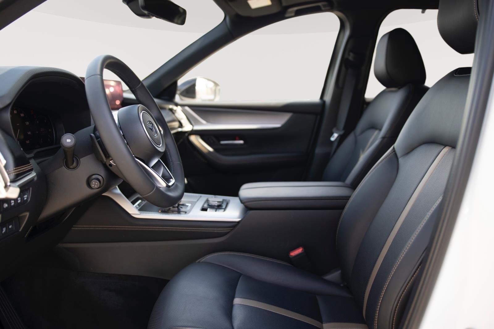 Used 2025 MAZDA CX-70 3.3 Turbo S w/ Premium Package image 2