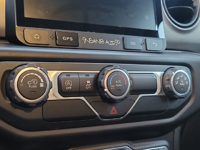 Used 2020 Jeep Gladiator Sport w/ Quick Order Package 23S AWD/4WD image 29