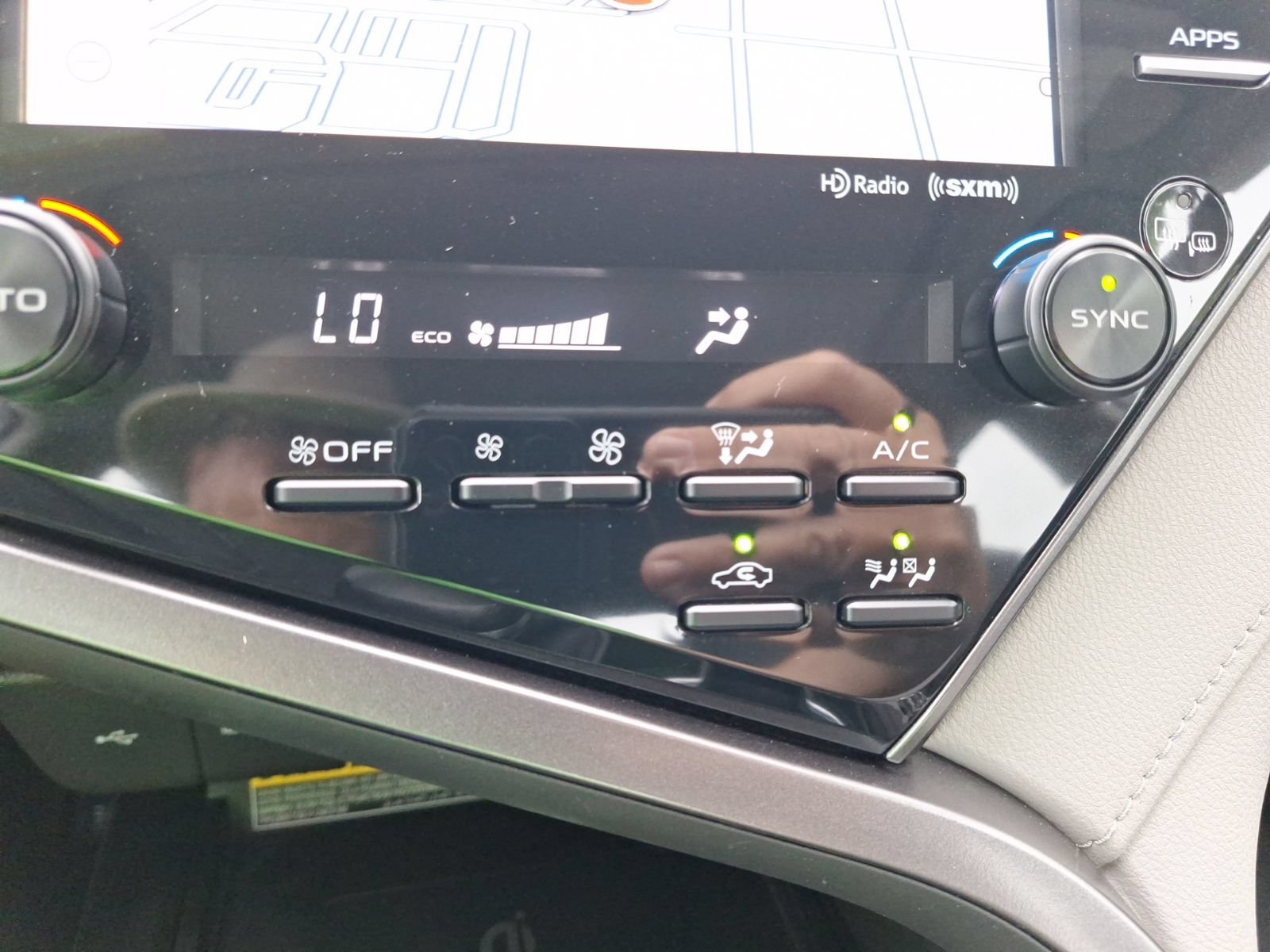 Used 2020 Toyota Camry XLE w/ Driver Assist Package FWD image 27
