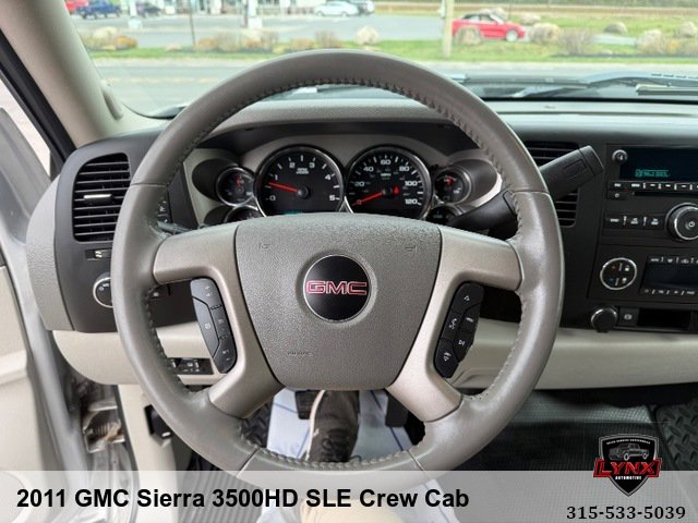 Used 2011 GMC Sierra 3500 SLE w/ SLE Preferred Package AWD/4WD image 13