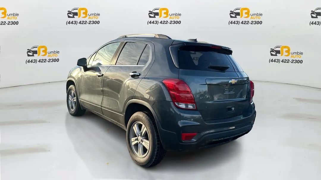 Used 2017 Chevrolet Trax LT w/ LT Convenience Package AWD/4WD image 7