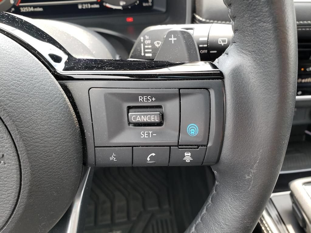 Used 2024 Nissan Rogue Platinum w/ Platinum Premium Package AWD/4WD image 16