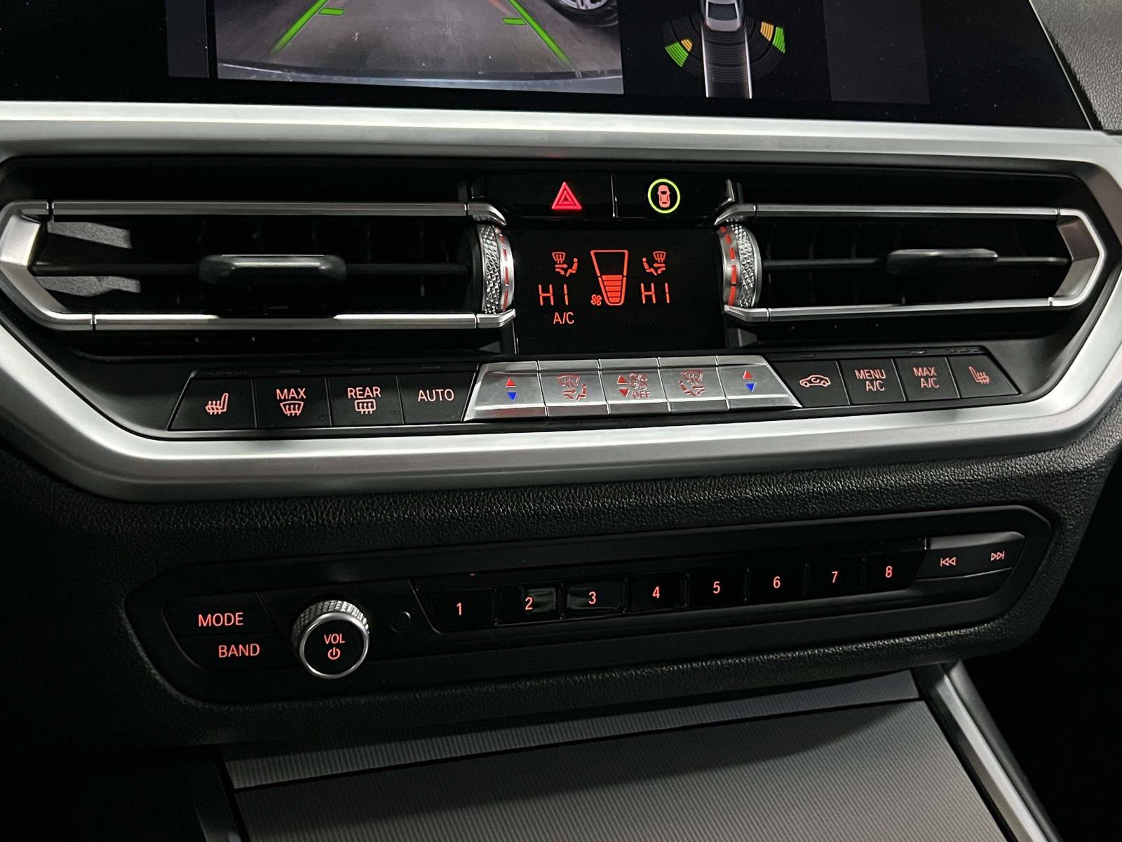 Used 2019 BMW 330i xDrive Sedan w/ Premium Package image 28