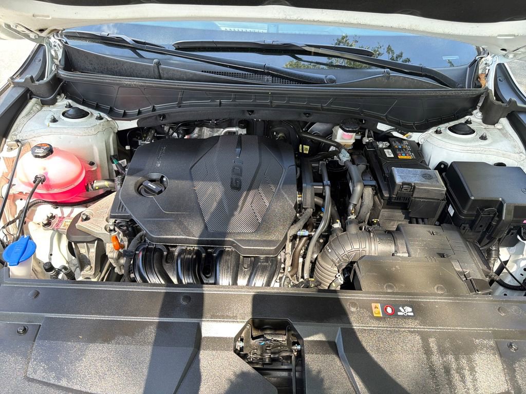 Certified 2025 Hyundai Santa Cruz SEL FWD image 23