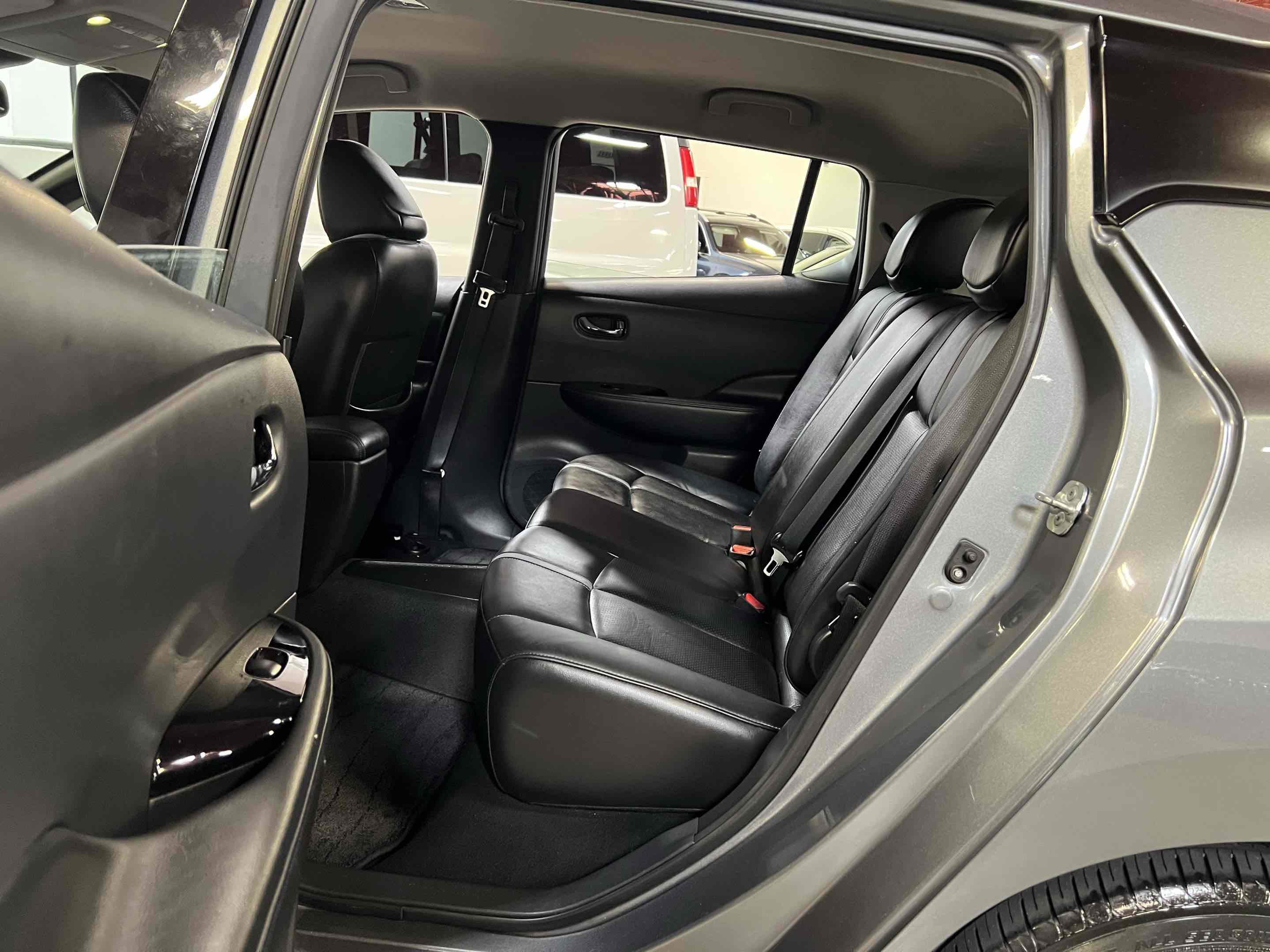 Used 2019 Nissan Leaf SL Plus w/ Protection Package FWD image 34