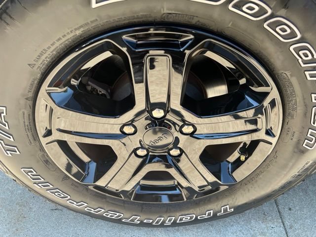 Certified 2019 Jeep Wrangler Unlimited Sport S AWD/4WD image 7