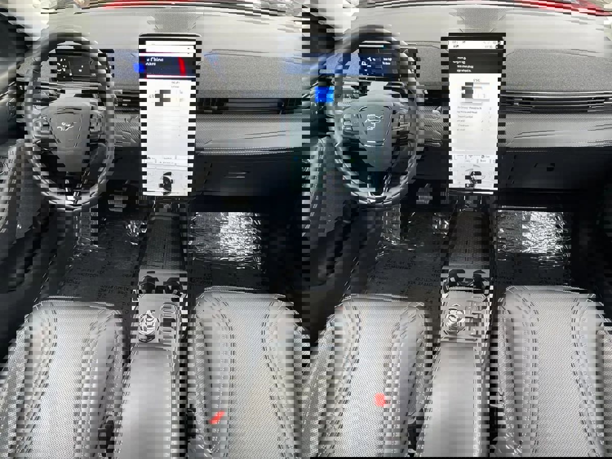 Used 2021 Ford Mustang Mach-E Premium image 16