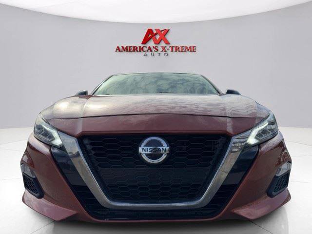 Used 2020 Nissan Altima 2.5 SR FWD image 8