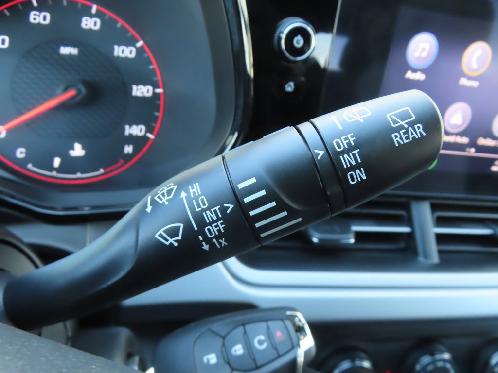 Used 2024 Chevrolet Trax RS w/ Driver Confidence Package image 21