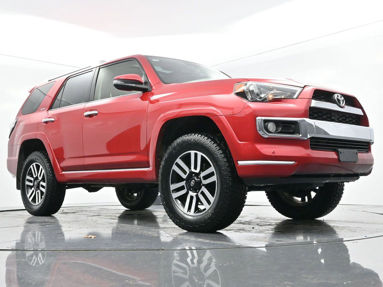 Used 2014 Toyota 4Runner Limited image 47
