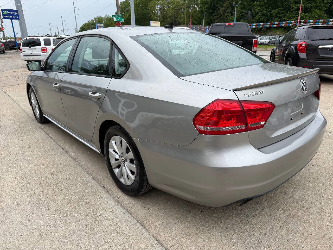 Used 2013 Volkswagen Passat 2.5 S FWD image 5