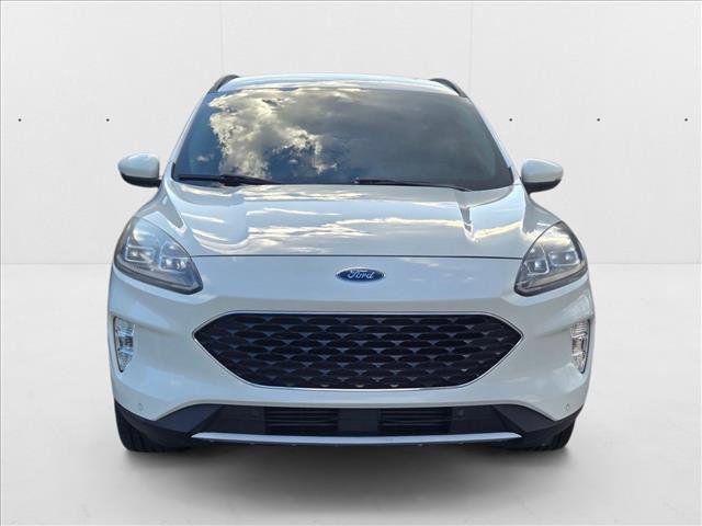 Used 2020 Ford Escape Titanium image 2