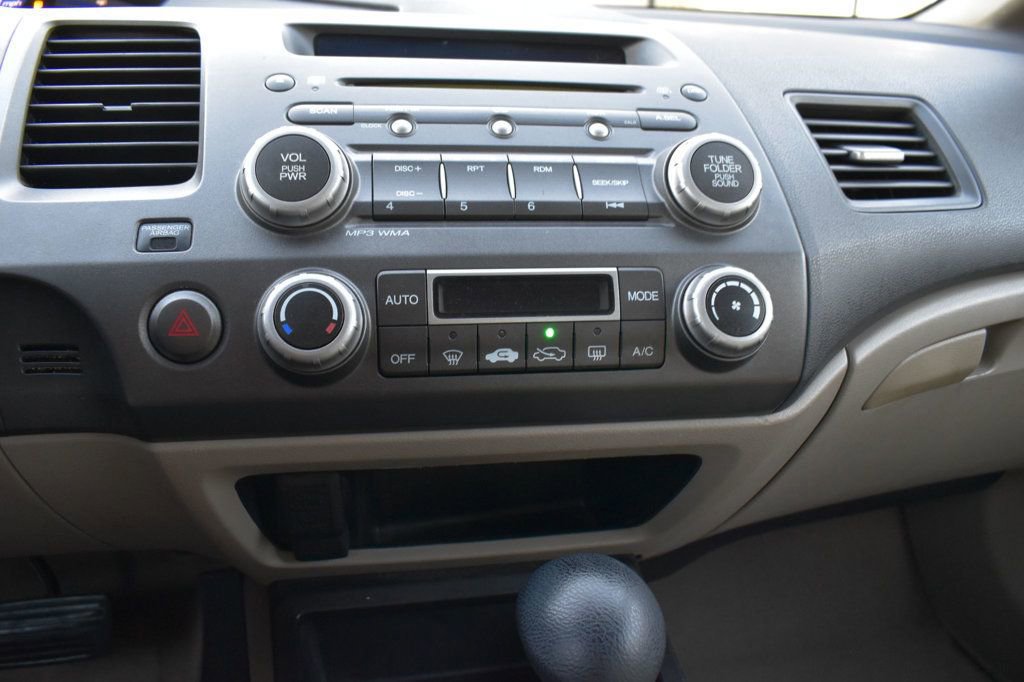 Used 2010 Honda Civic Hybrid Sedan image 29