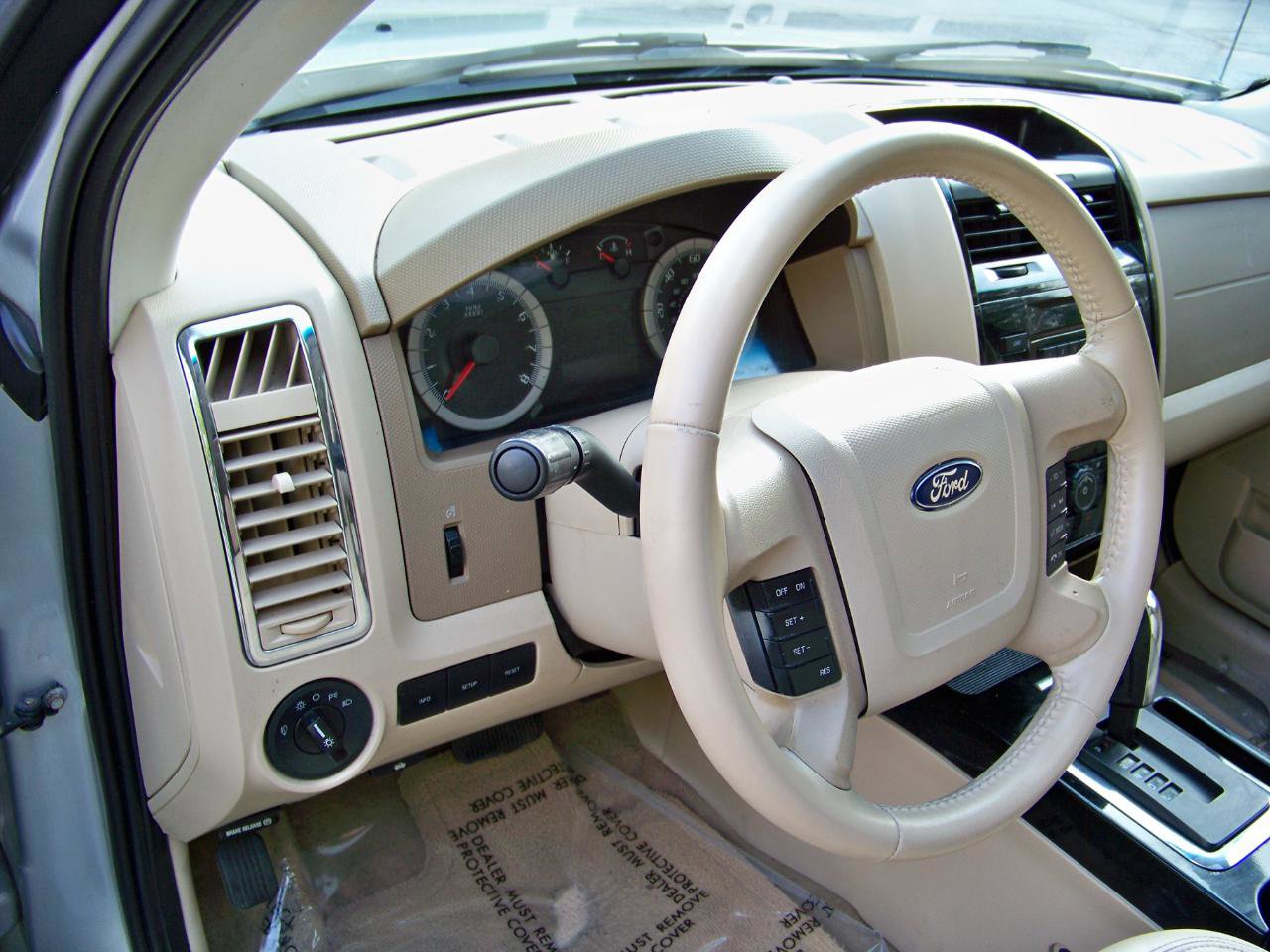 Used 2009 Ford Escape Limited AWD/4WD image 33