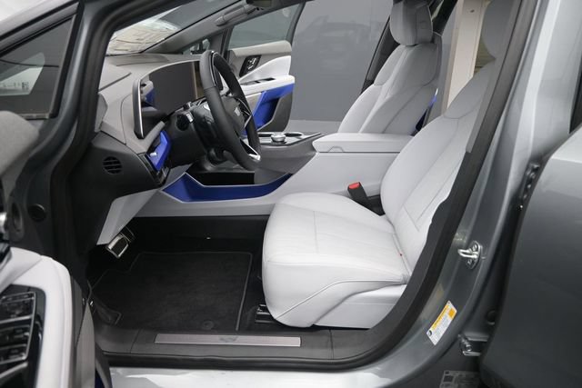 New 2026 Cadillac Optiq Sport 2 AWD/4WD image 10