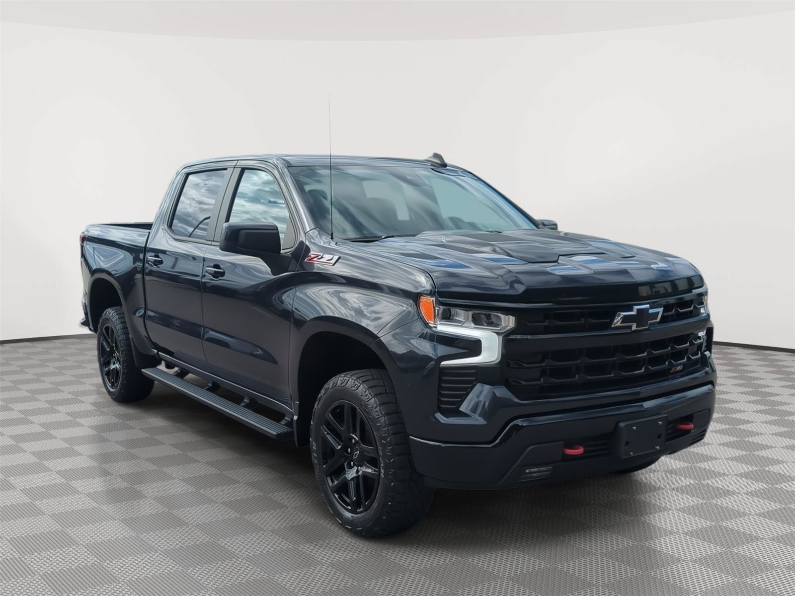 Used 2023 Chevrolet Silverado 1500 LT Trail Boss w/ Protection Package AWD/4WD image 8