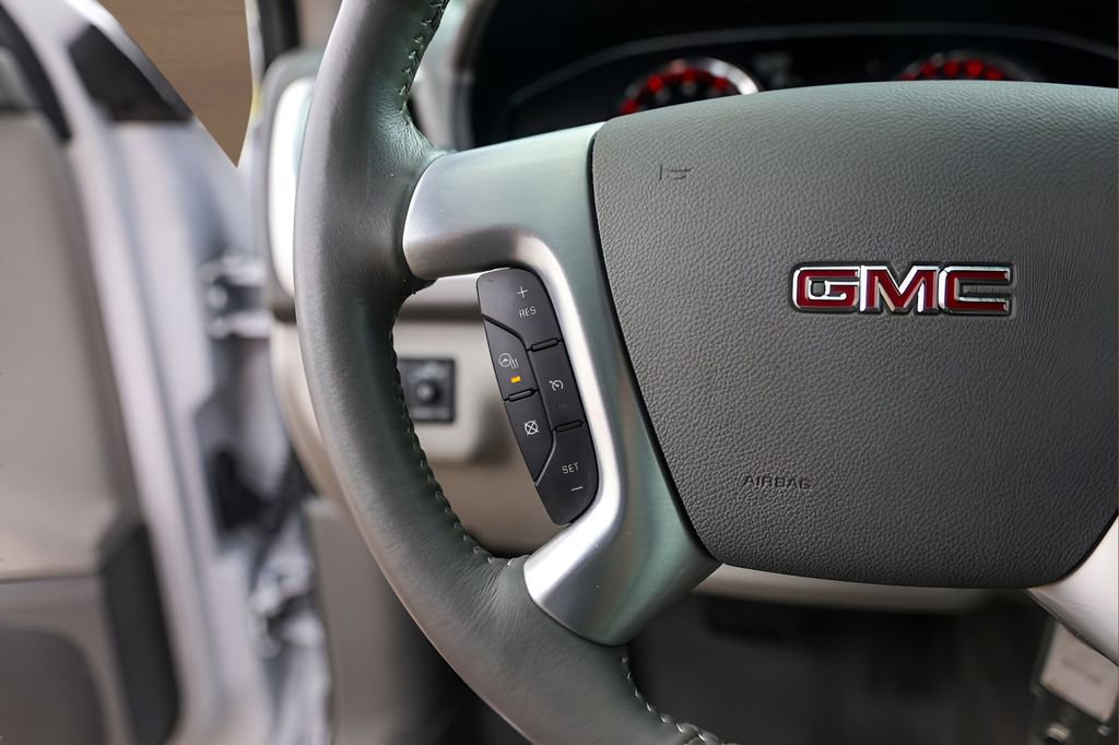 Used 2017 GMC Acadia Limited SLT image 13