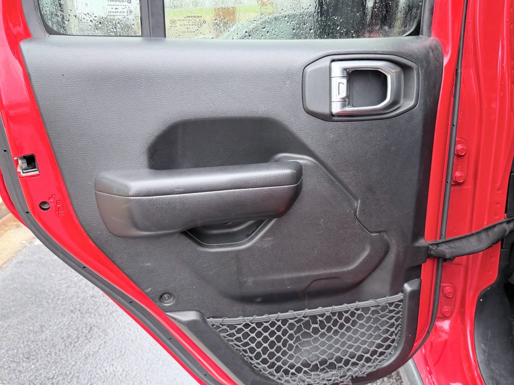 Used 2019 Jeep Wrangler Unlimited Sport S AWD/4WD image 25