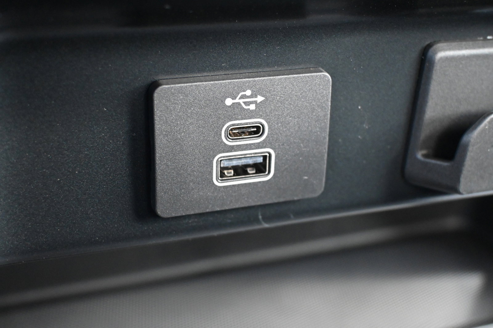 New 2025 Ford F150 XL w/ Equipment Group 103A High image 24