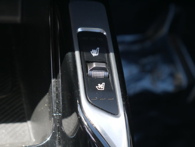 Used 2025 Kia Sorento SX FWD image 32