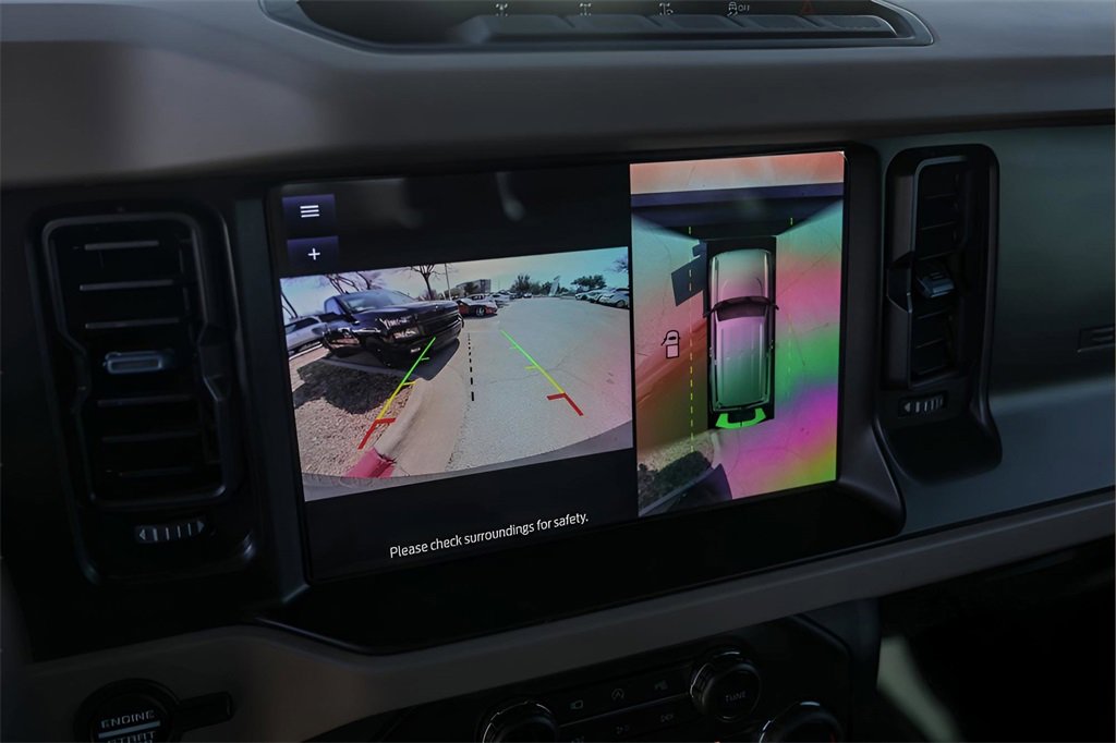 Used 2022 Ford Bronco Wildtrak image 17