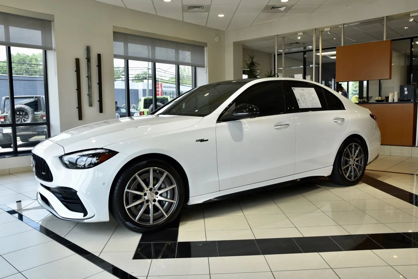 Used 2025 Mercedes-Benz C 43 AMG 4MATIC Sedan image 3