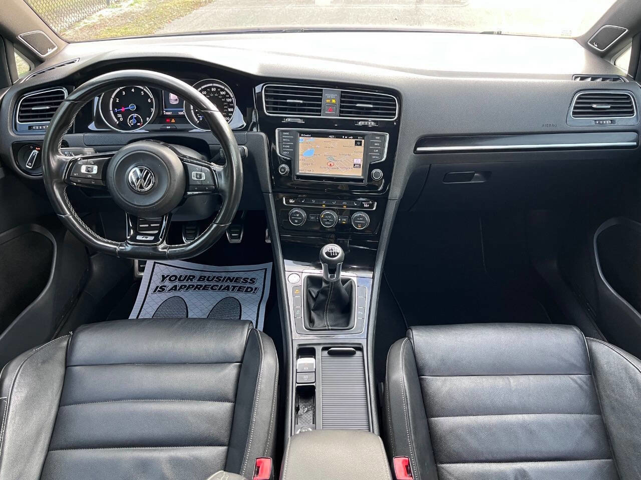 Used 2017 Volkswagen Golf R 4-Door image 27