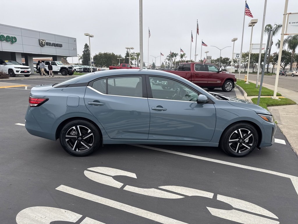 Used 2024 Nissan Sentra SV image 4