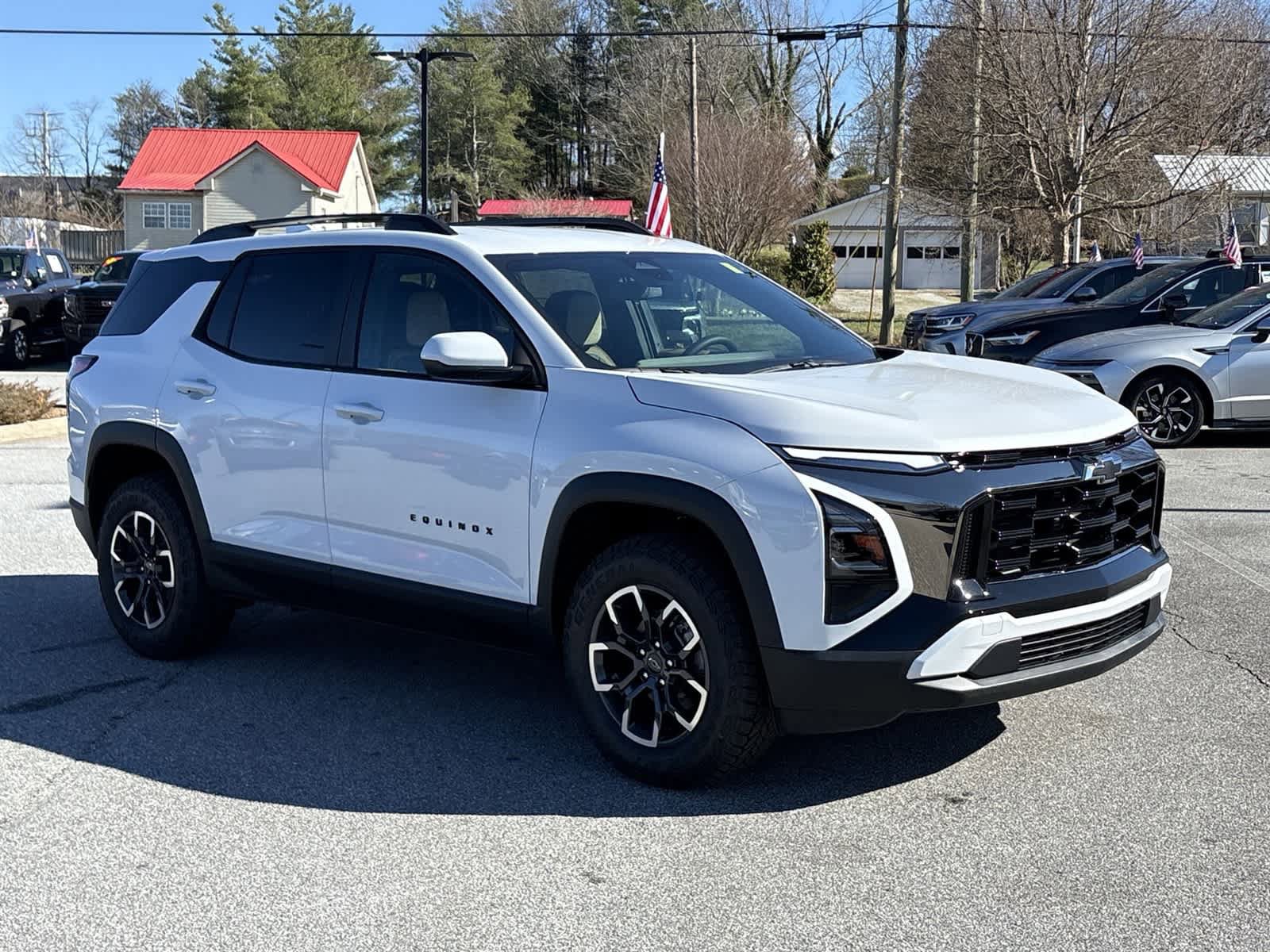 New 2026 Chevrolet Equinox ACTIV w/ Convenience Package III AWD/4WD image 2