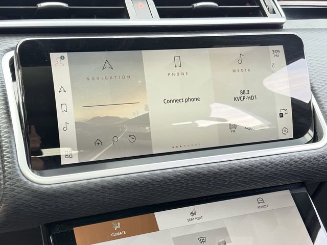 Used 2023 Land Rover Range Rover Velar R-Dynamic S image 13