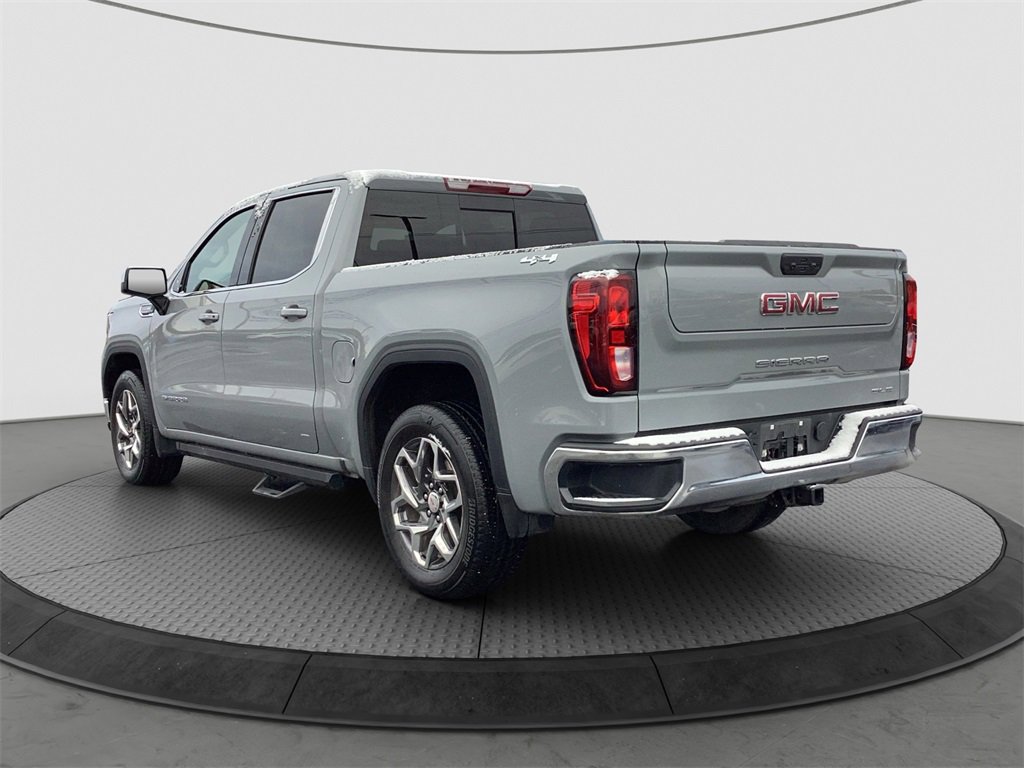 Used 2024 GMC Sierra 1500 SLE w/ Preferred Package image 5