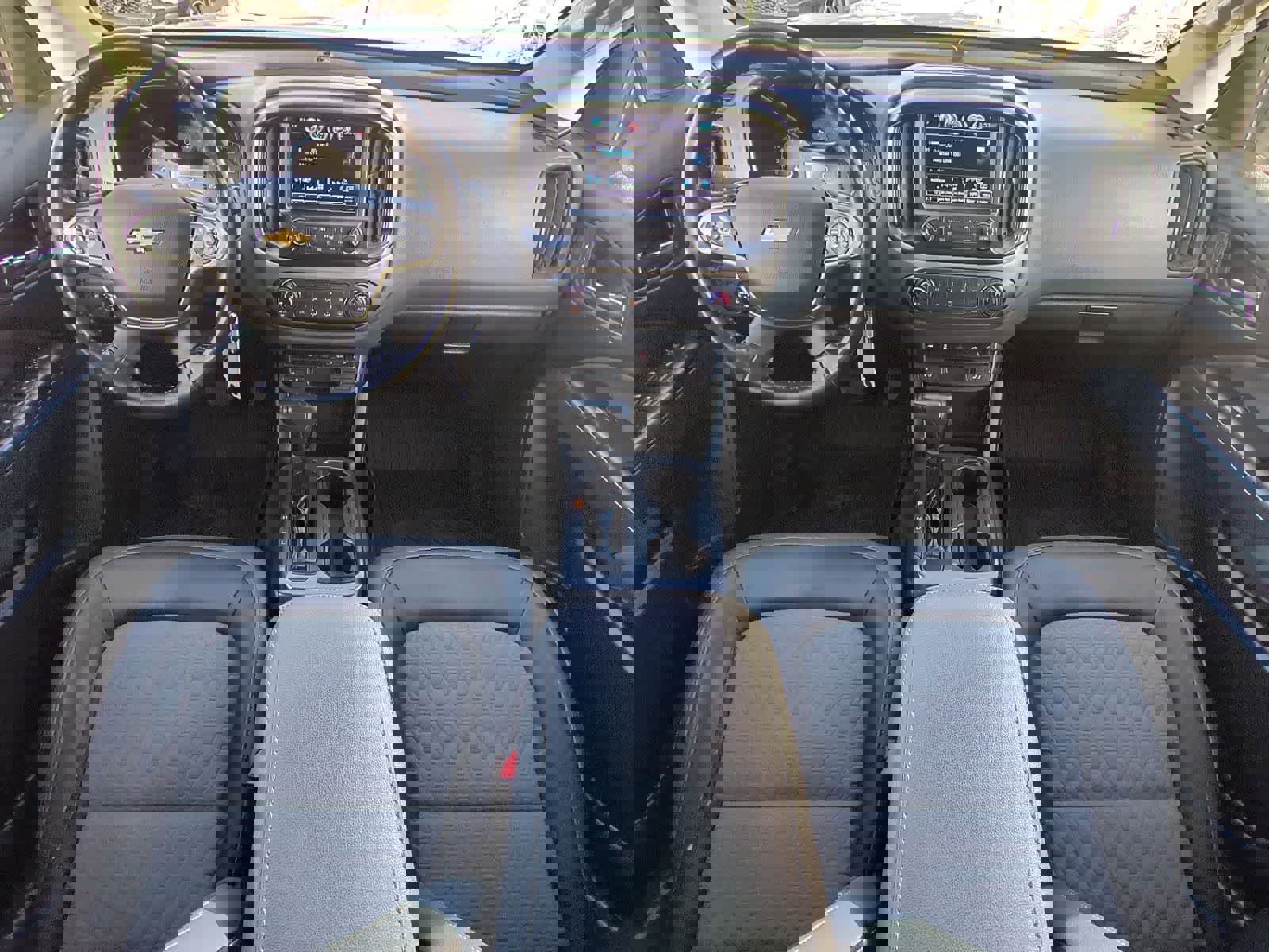 Used 2018 Chevrolet Colorado Z71 image 15