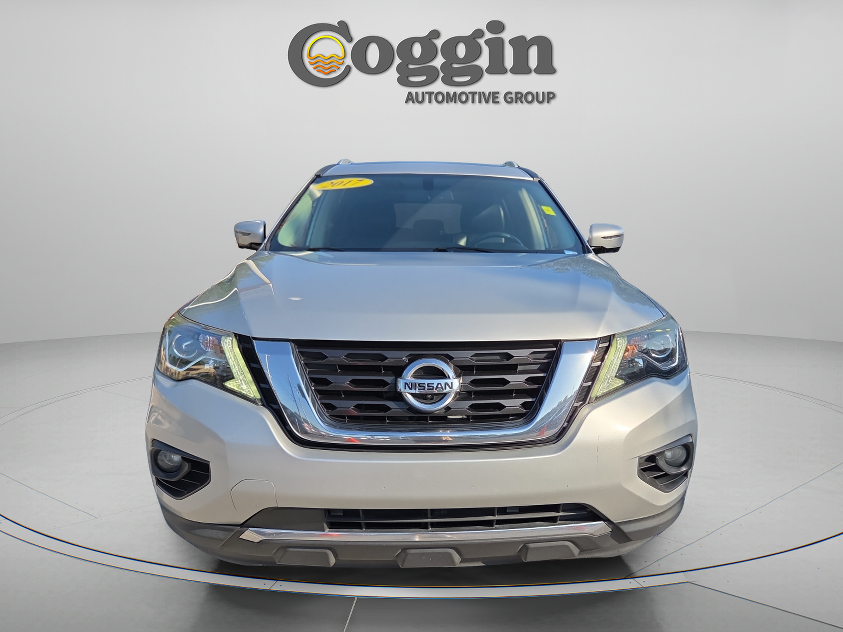 Used 2017 Nissan Pathfinder Platinum FWD image 8