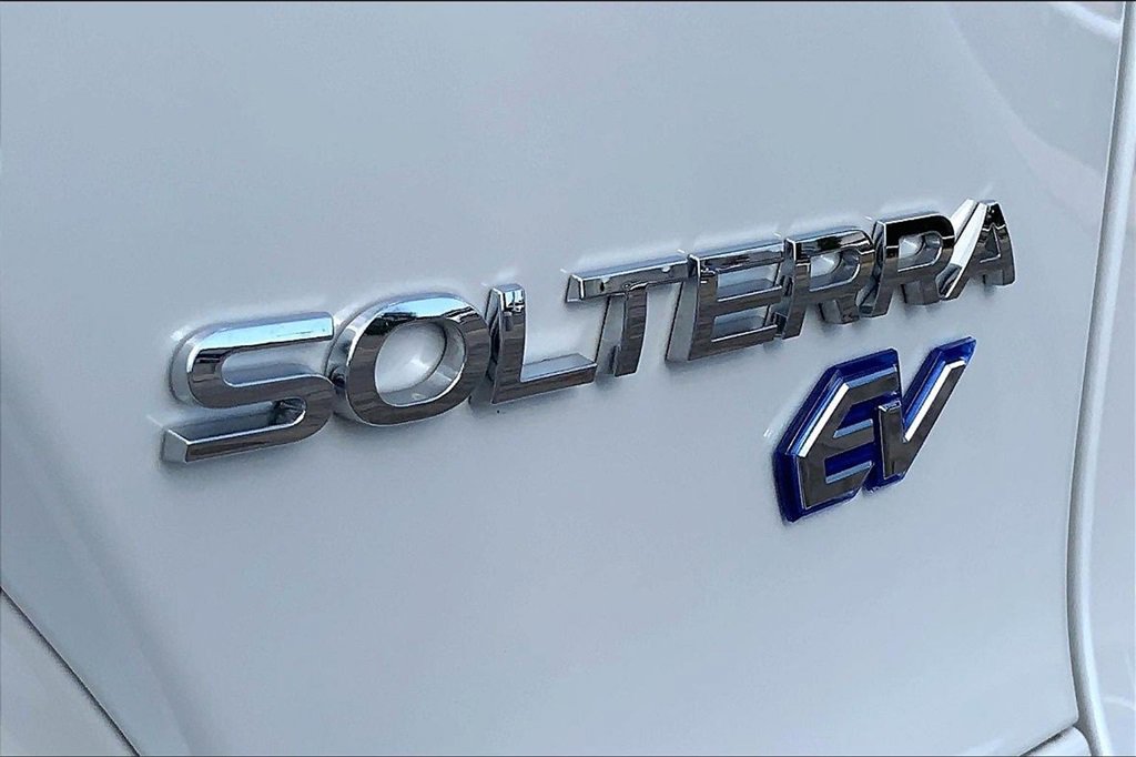 Used 2023 Subaru Solterra AWD image 23