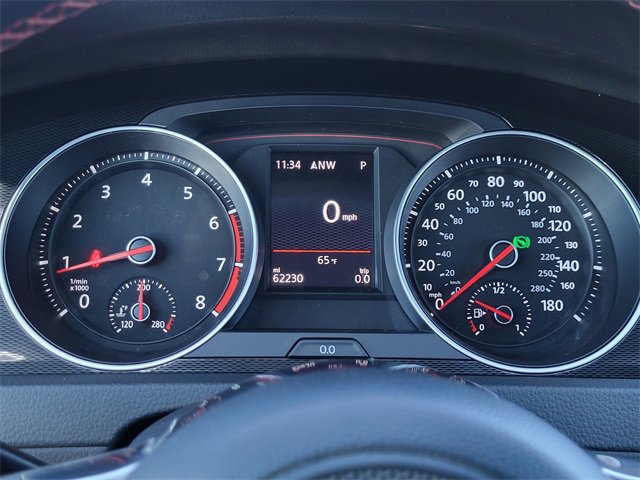 Used 2017 Volkswagen Golf S image 18