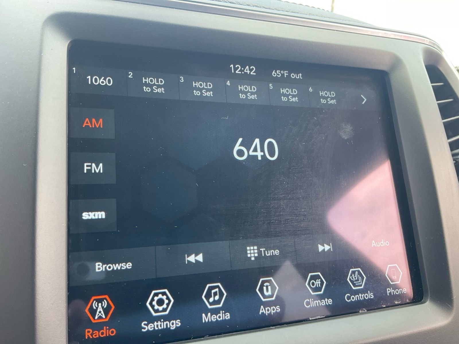 Used 2022 Jeep Cherokee Latitude Lux AWD/4WD image 30