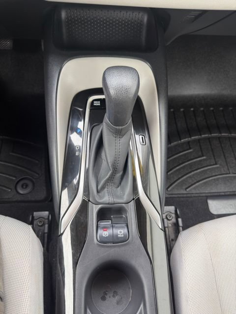 Used 2022 Toyota Corolla LE FWD image 16