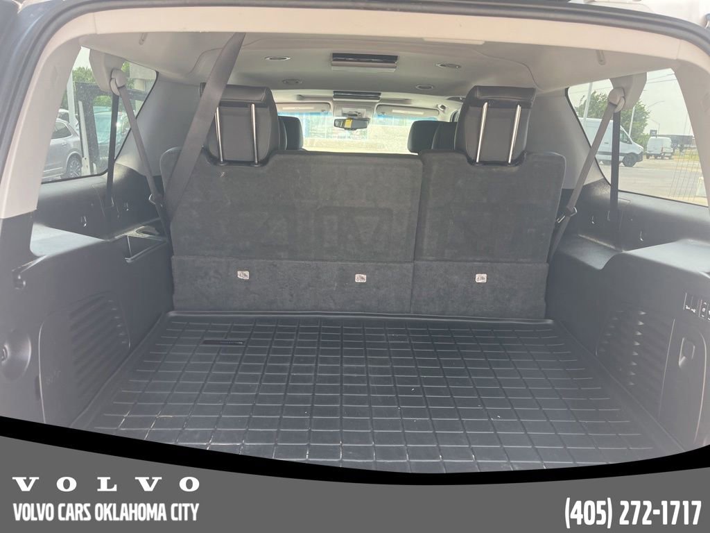 Used 2019 Chevrolet Suburban Premier AWD/4WD image 20