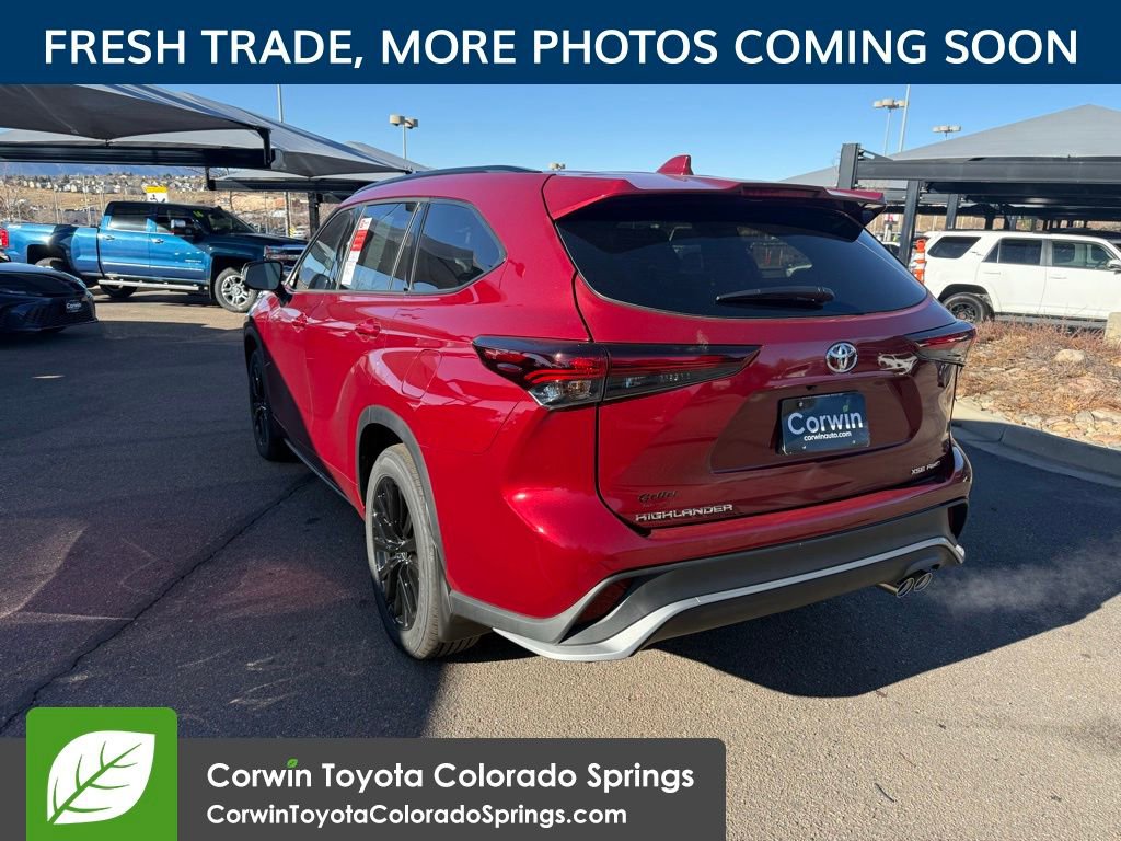 Used 2026 Toyota Highlander XSE image 5